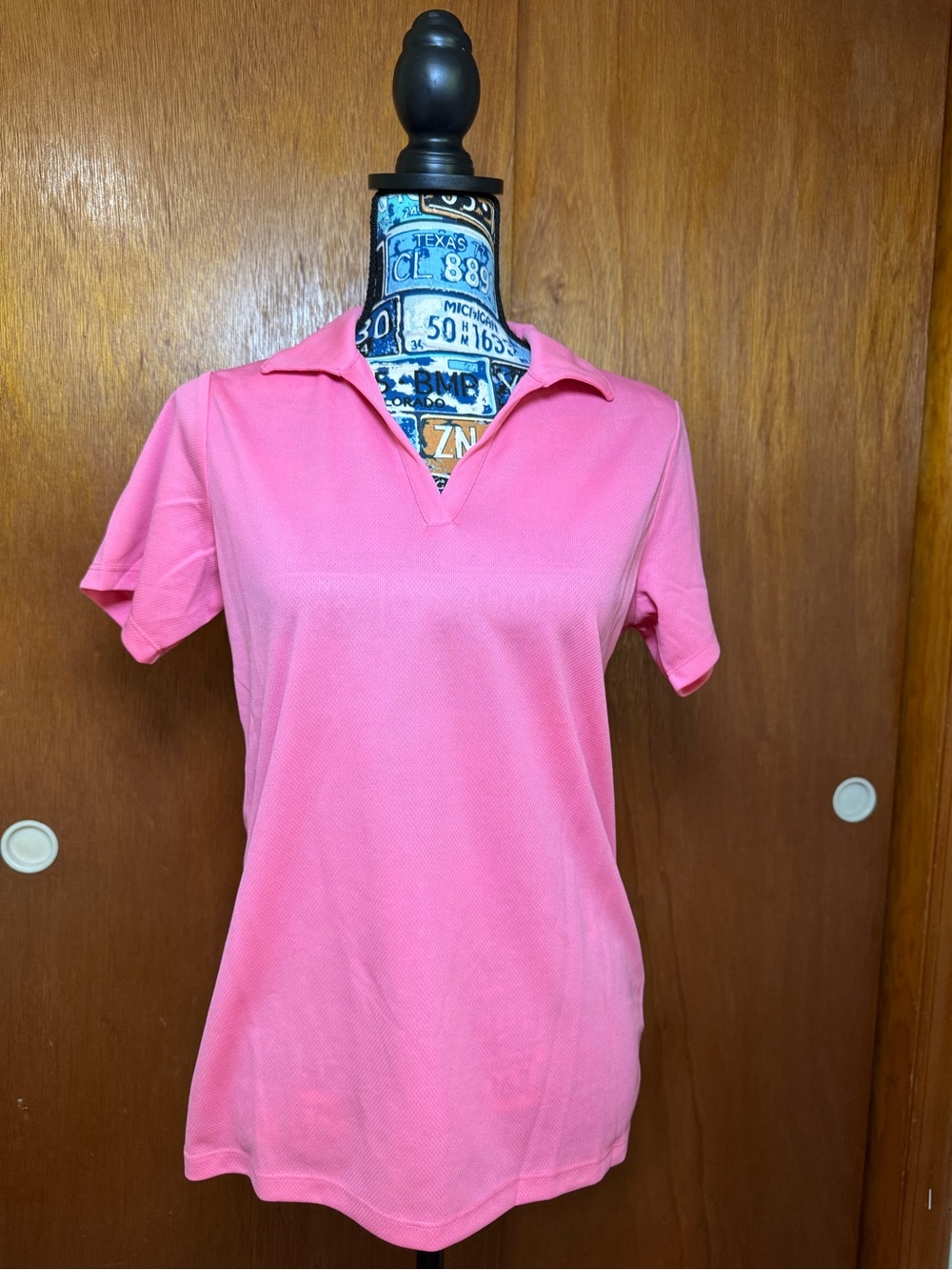 Women’s Pink Collared Short-Sleeve Polo Top